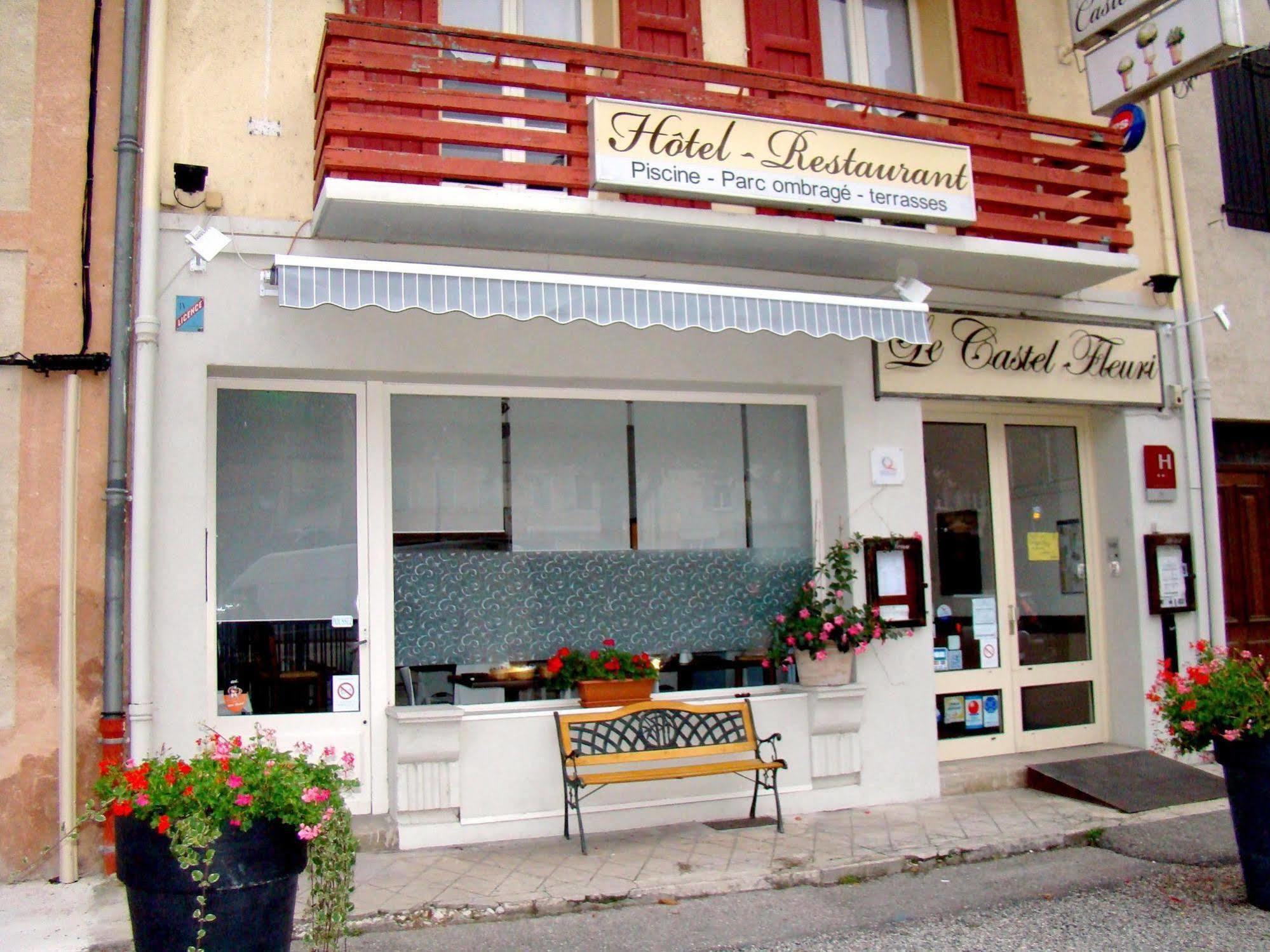 Logis Hotel Restaurant Le Castel Fleuri Saint-Jean-en-Royans Esterno foto